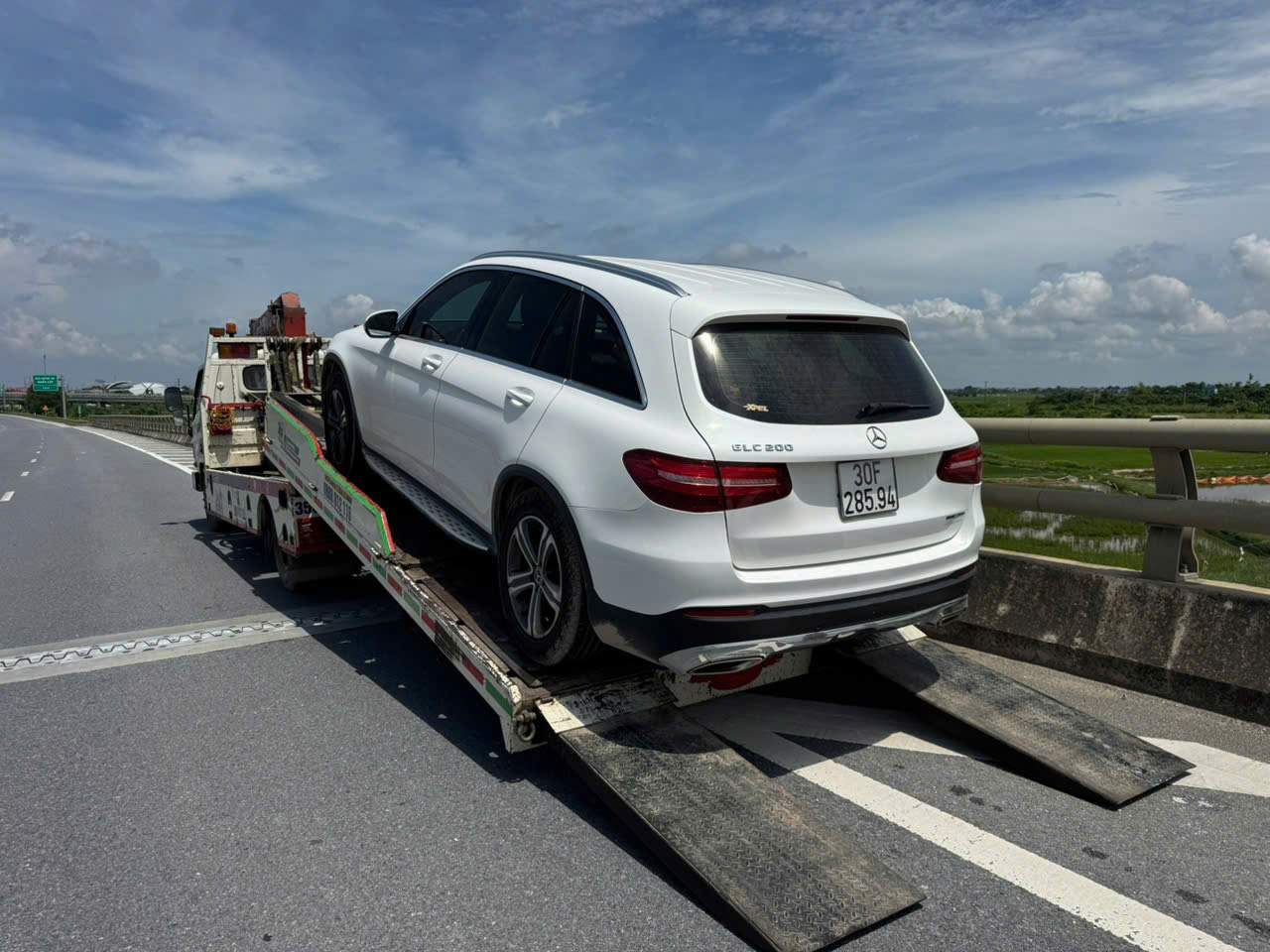 Cứu Hộ Xe Mercedes Ninh Bình